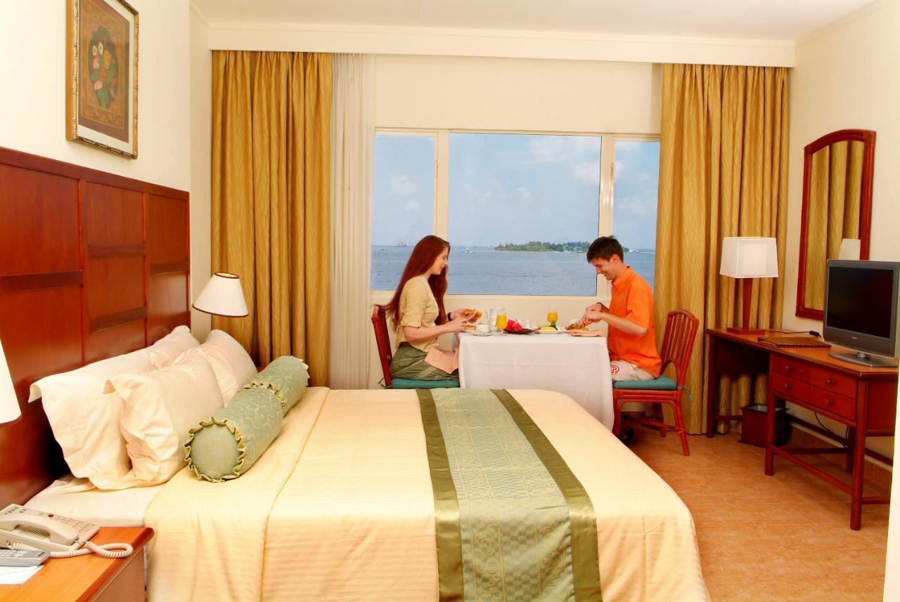 Hulhule Island Hotel Malé Exteriör bild
